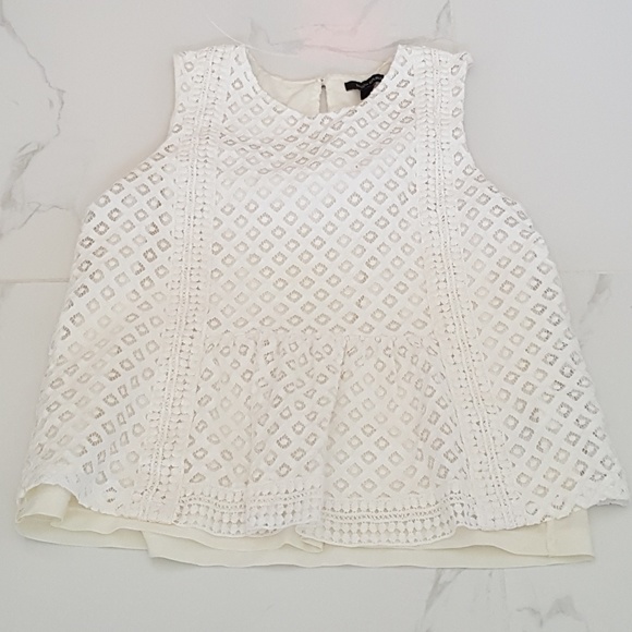 Banana Republic Eyelet Sleeveless Blouse - Picture 1 of 4